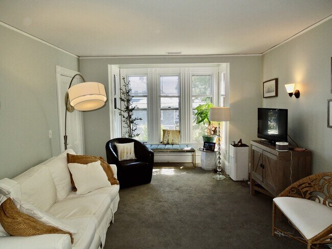 Photo - 9 Brewster St Unit 2