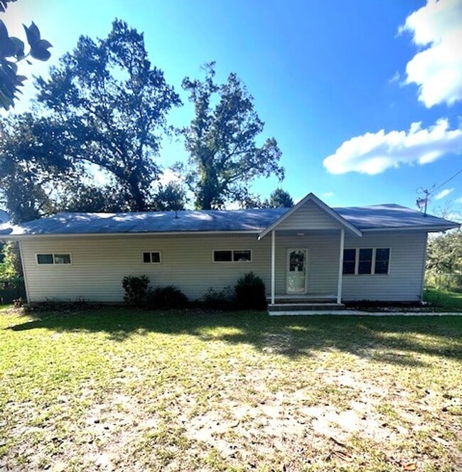 Building Photo - Escape to Your Private Retreat in Warner R... Rental