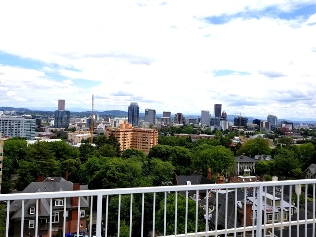 Building Photo - PARK PLACE 2 BEDROOM, 2 BATH CONDO - 1137 SQ. FT! Unit 2211