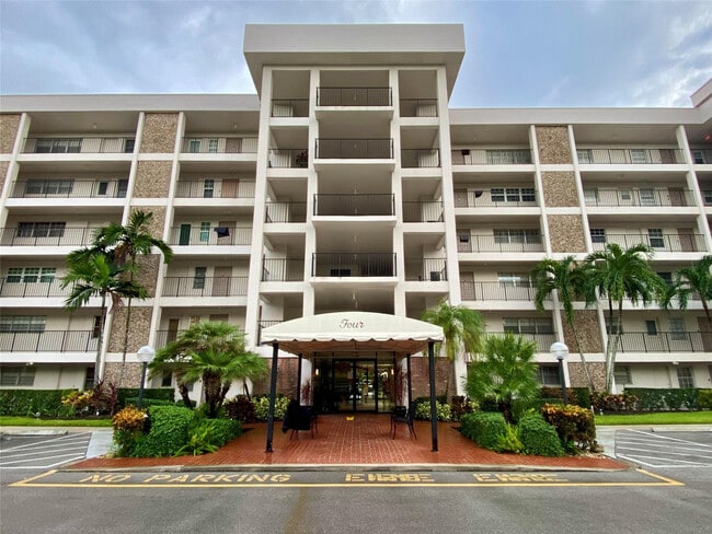 Photo - 3000 N Palm Aire Dr Unidad 306