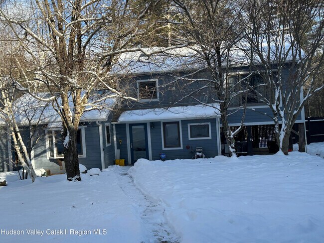 Photo - 180 Yerry Hill Rd