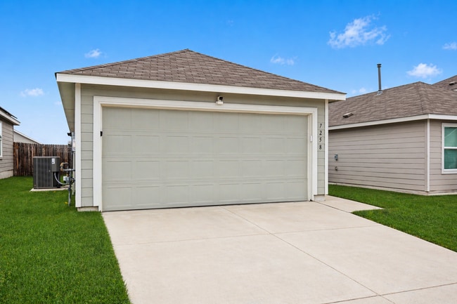 Photo - 3 Bed in The Silos | No Carpet + Appliances Included + Community Amenities!