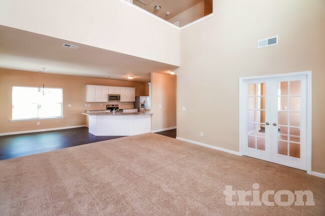 Photo - 143 Southwind Ln