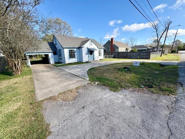 Photo - 1836 Rivercrest St