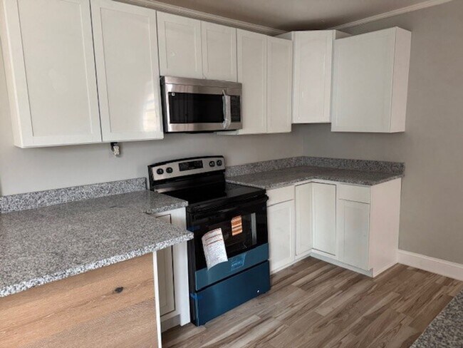 Photo - newly renovated 2 bedroom 1 bath home