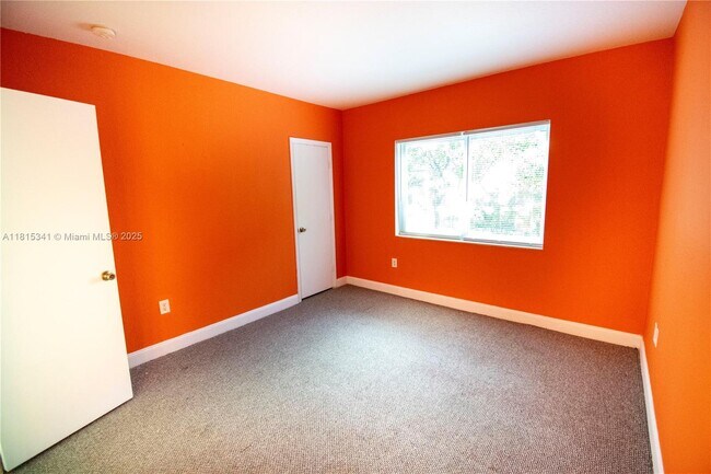 Photo - 8319 NW 5th Ave Unit 8319
