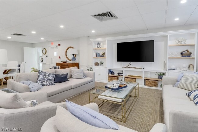 Building Photo - 220 Seaview Ct Unit 316