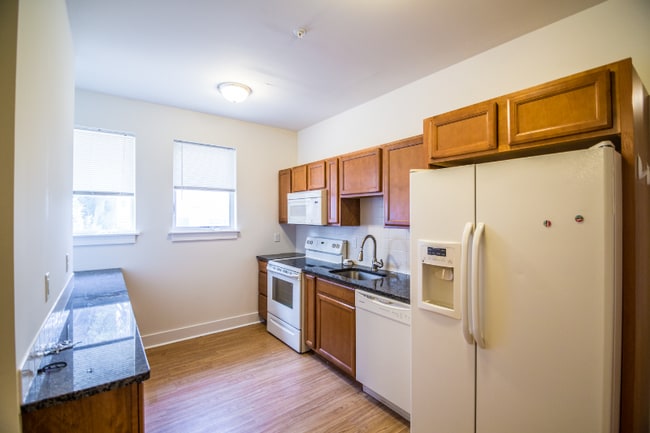 Building Photo - 441 N 32nd St Unit A Rental