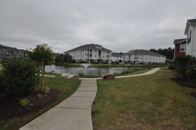 Photo - Kings Pointe at Western Branch