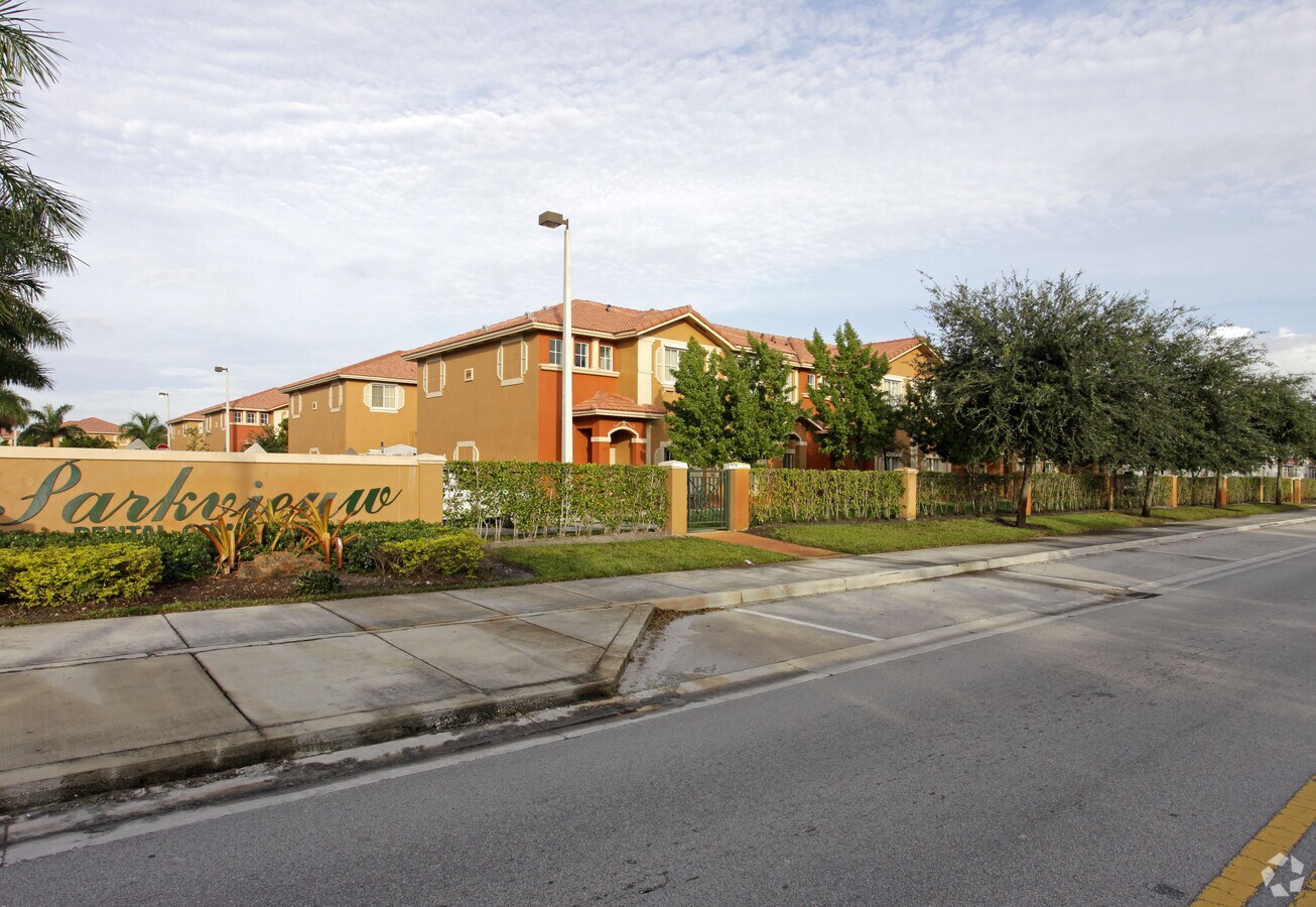 Photo - Parkview Townhomes