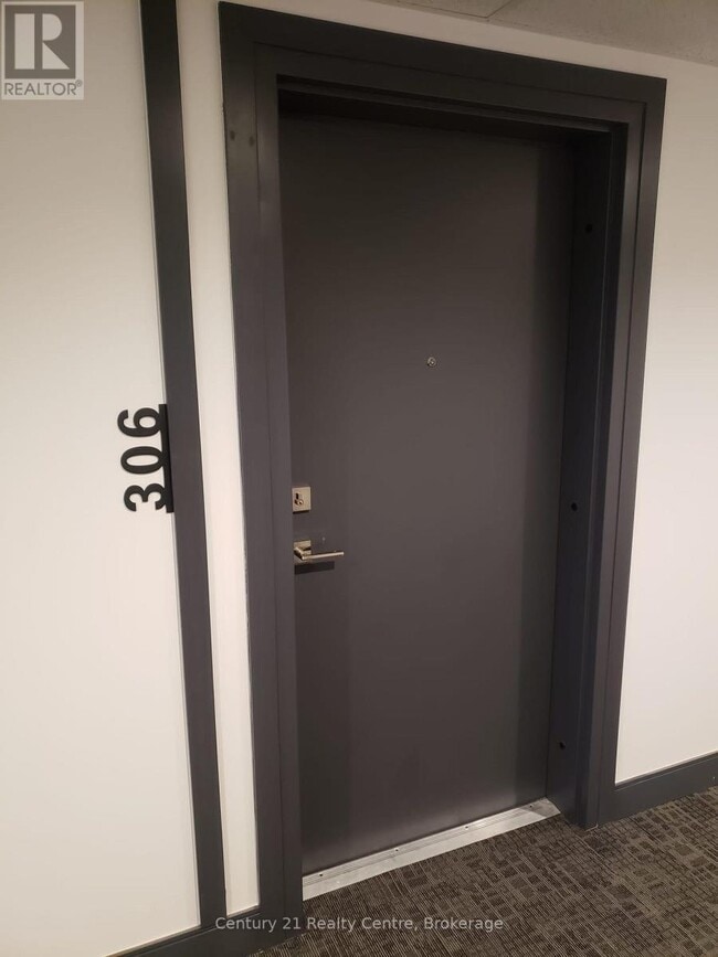 Photo - 1 Wellington St Unité 306