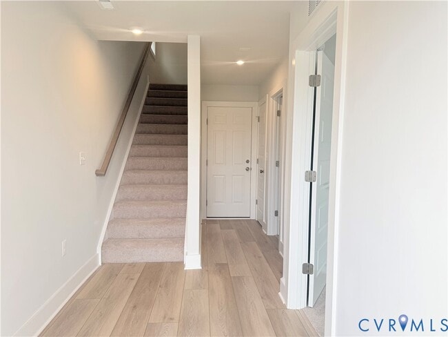 Photo - 9440 Alquist St