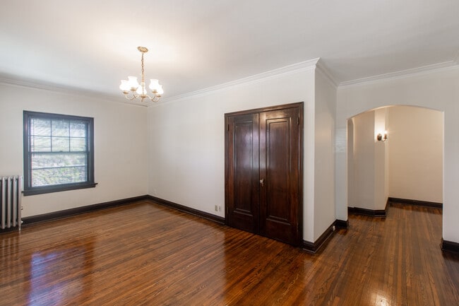 Photo - 2610-18 Fremont Ave S