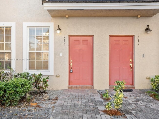 Photo - 767 NW 42nd Ave