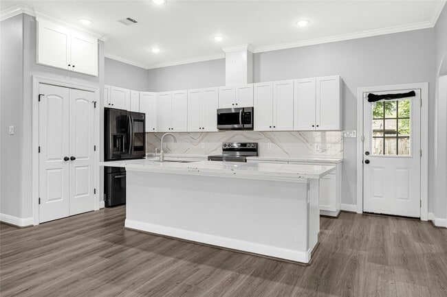 Photo - 15914 Tug Ct