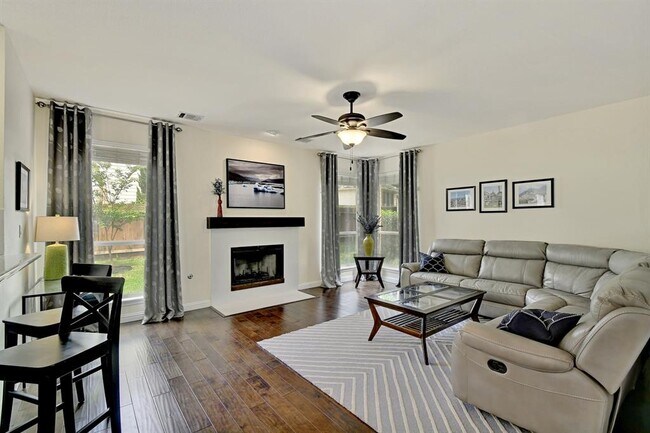 Photo - 3111 Dawn Mesa Ct