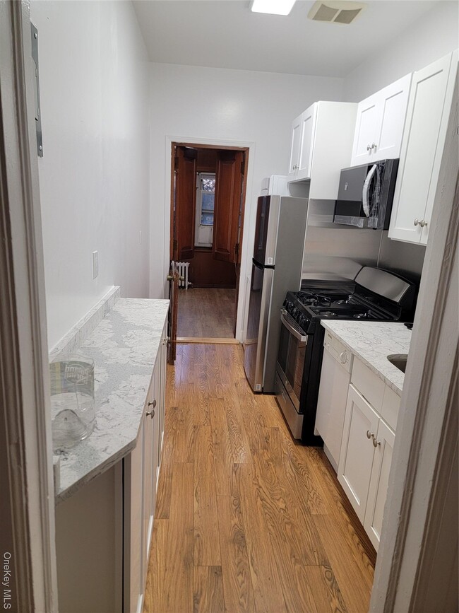 Photo - 111 N Broadway