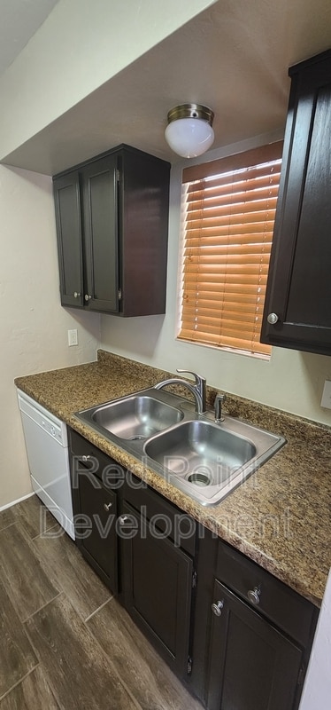 Photo - 3932 E Hayhurst Ln Unidad 4