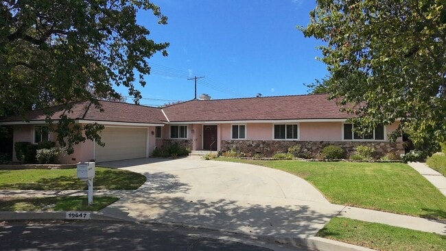 Photo - 19647 Merridy St