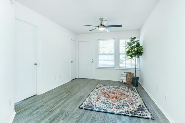 SPACIOUS FLOOR PLANS AT HAMPSTEAD PLACE APARTMENTS FOR RENT