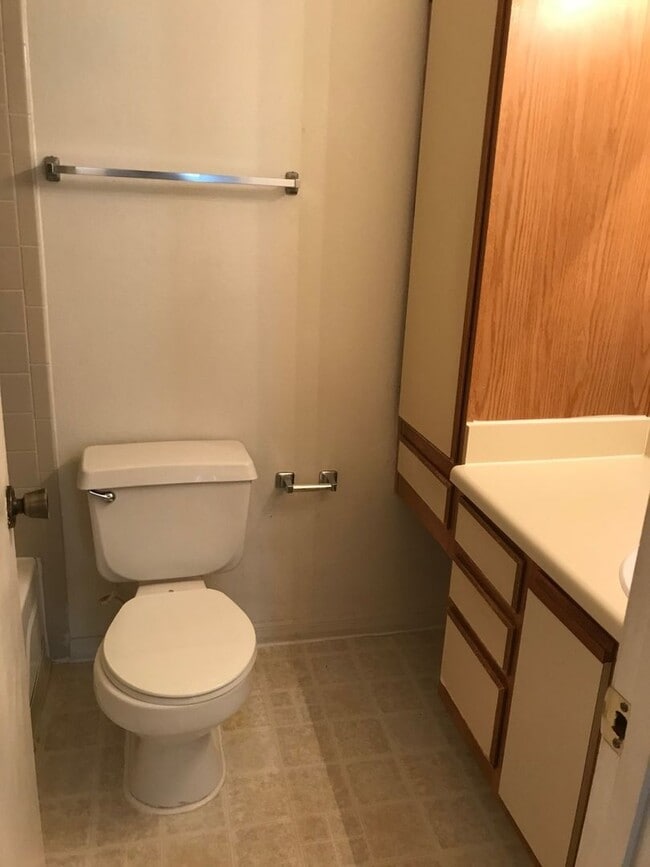 Photo - 2/2 in Tradewinds