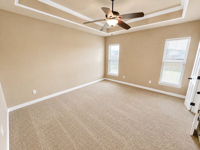 Photo - 922 Antler Dr