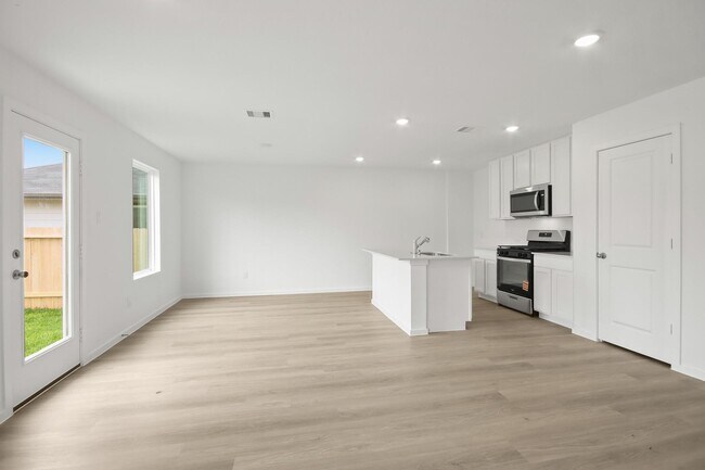 Photo - 3021 Manet Pl Dr