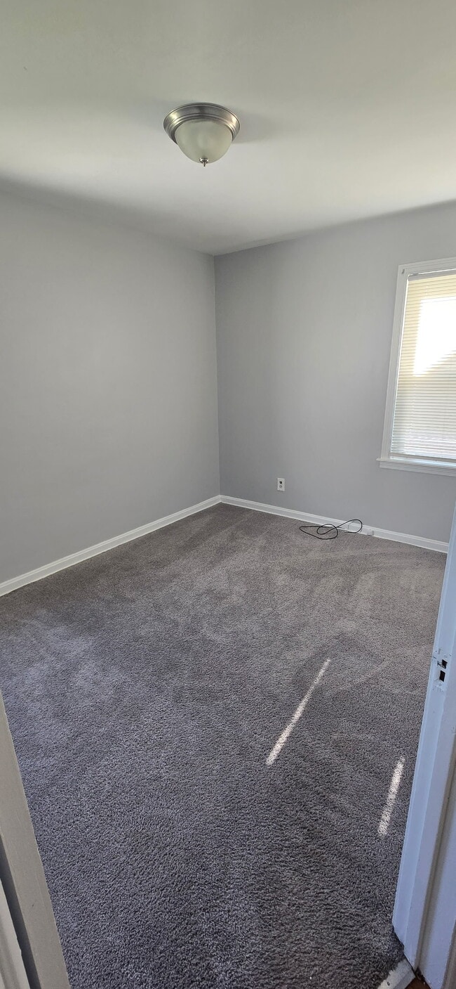 Photo - 3023 Livingston Ave