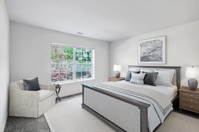 The Horizons at Franklin Lakes Apartment Homes