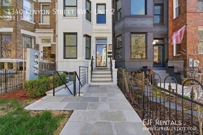Photo - 1340 Kenyon St NW Unit 2