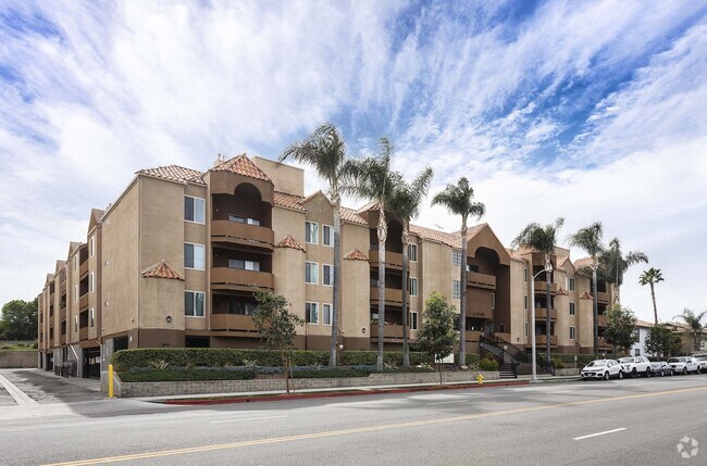 Building Photo - Encino Palms Rental