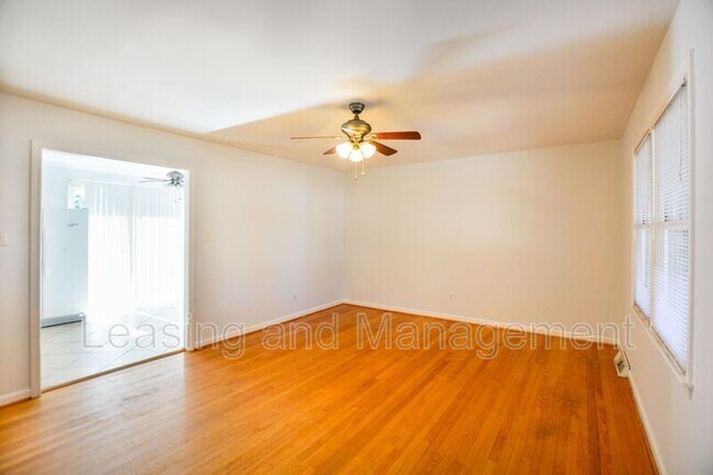 Photo - 1303 Camp Rd