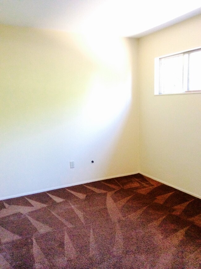 Photo - 3 BEDROOOM 2 BATH TOWNHOME