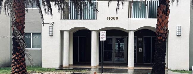 Photo - 11060 SW 196th St Apartamento Unidad 406