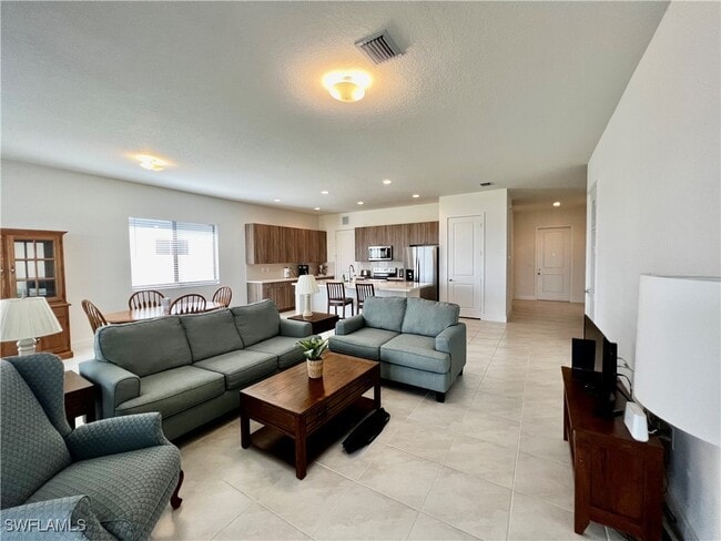 Photo - 5015 Frattina St.