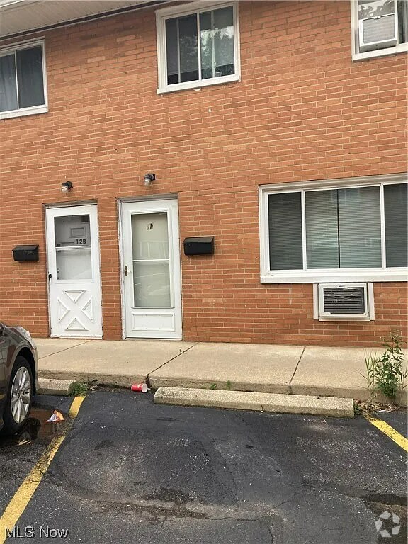 LakelandWorden Nearby Townhomes for Rent Wickliffe OH 2