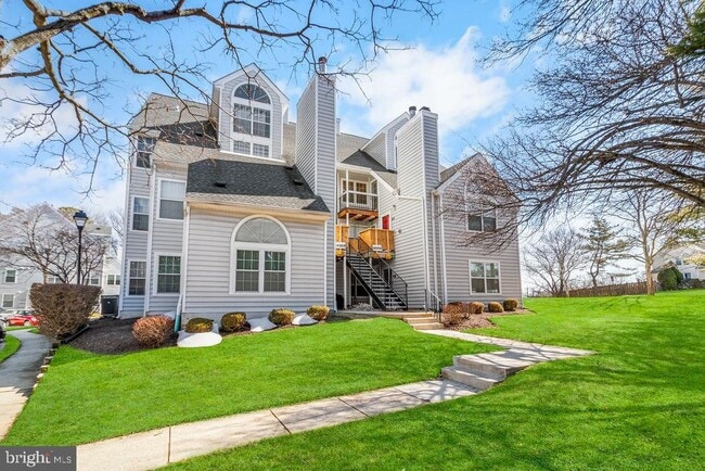 Building Photo - 14006 Vista Dr Unit 7