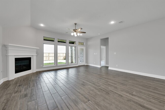 Photo - 6518 Redwing Ct