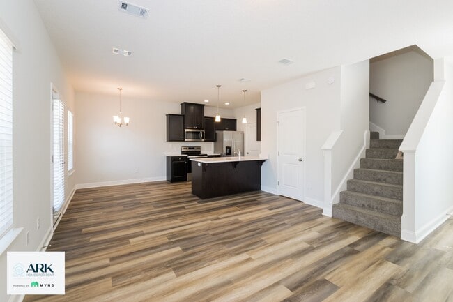 118 Sugarberry Cir