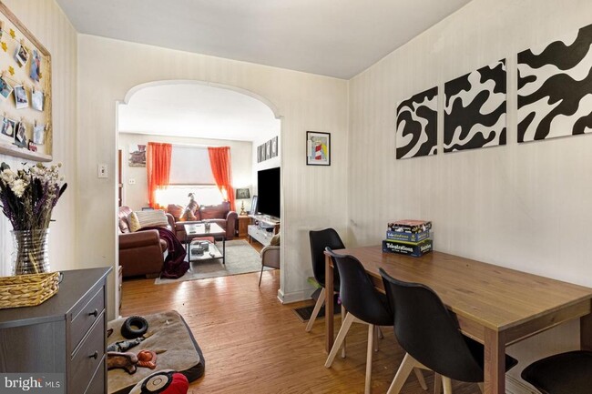 Photo - 3048 Miller St