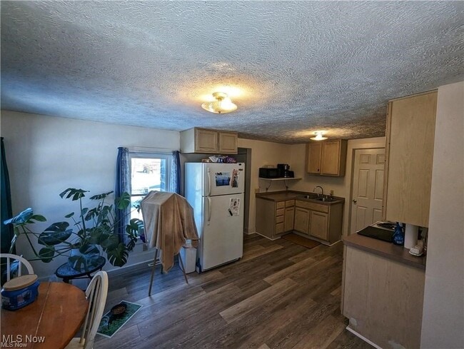 Photo - 6719 N Ridge Rd E