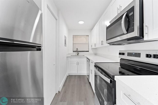 Photo - 650 NE 149th St Condo Unit A-305