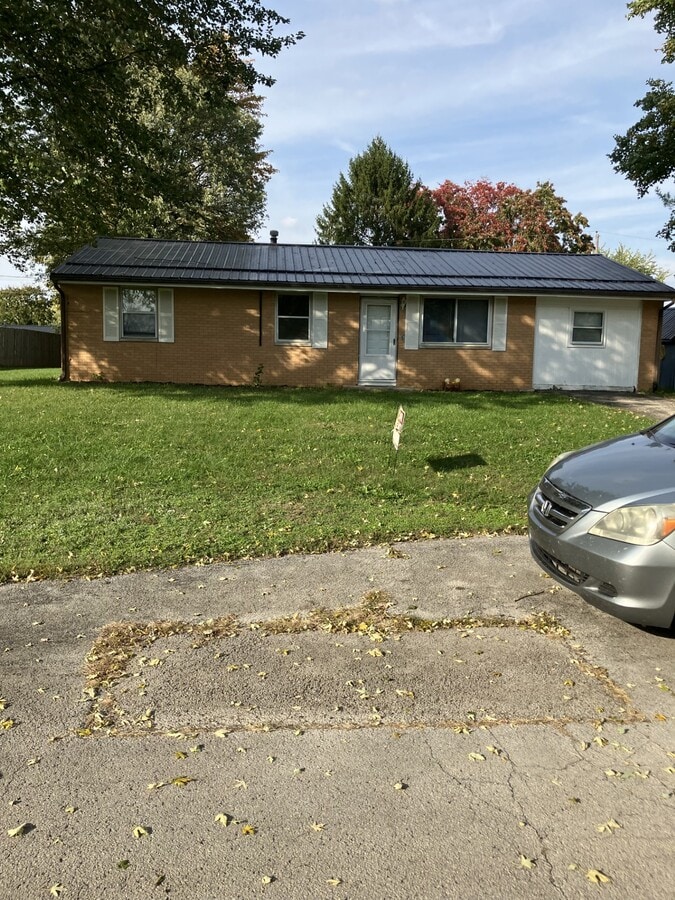 Photo - 60 Dorothy Ln