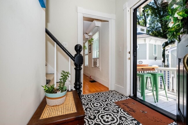 Photo - 46 Dennett St