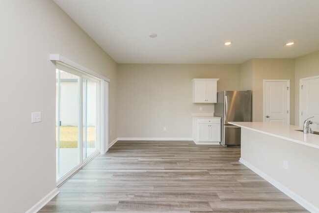Photo - 835 Kings Pine Ct