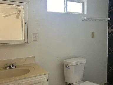 Photo - 1217 W Wabash St