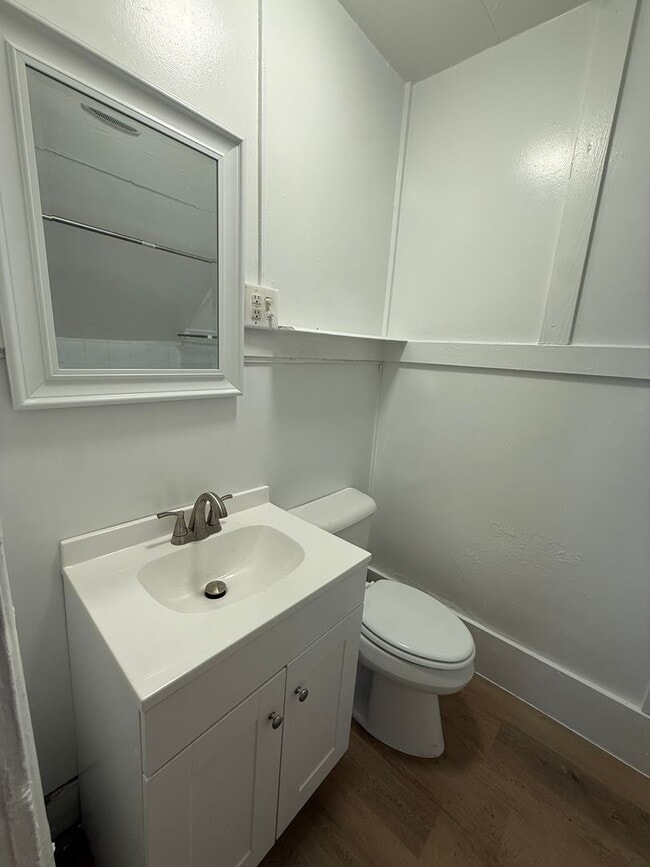 104 Parkview St W Unit B