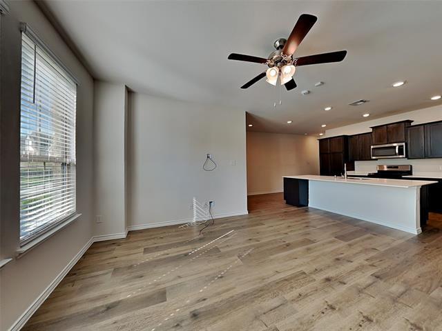 Photo - 2020 Saddle Wy