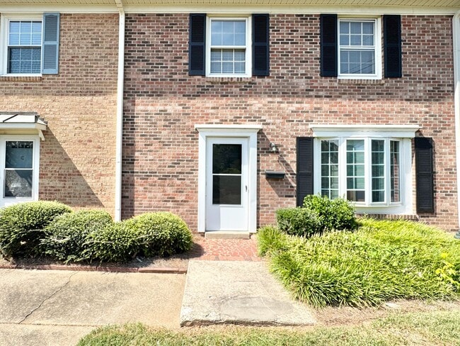 Photo - 5127 Lawndale Dr