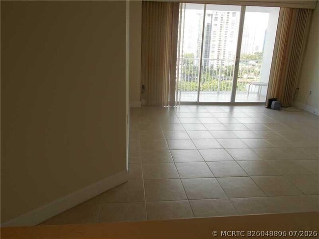 Photo - 2801 NE 183rd St Unit 1112w